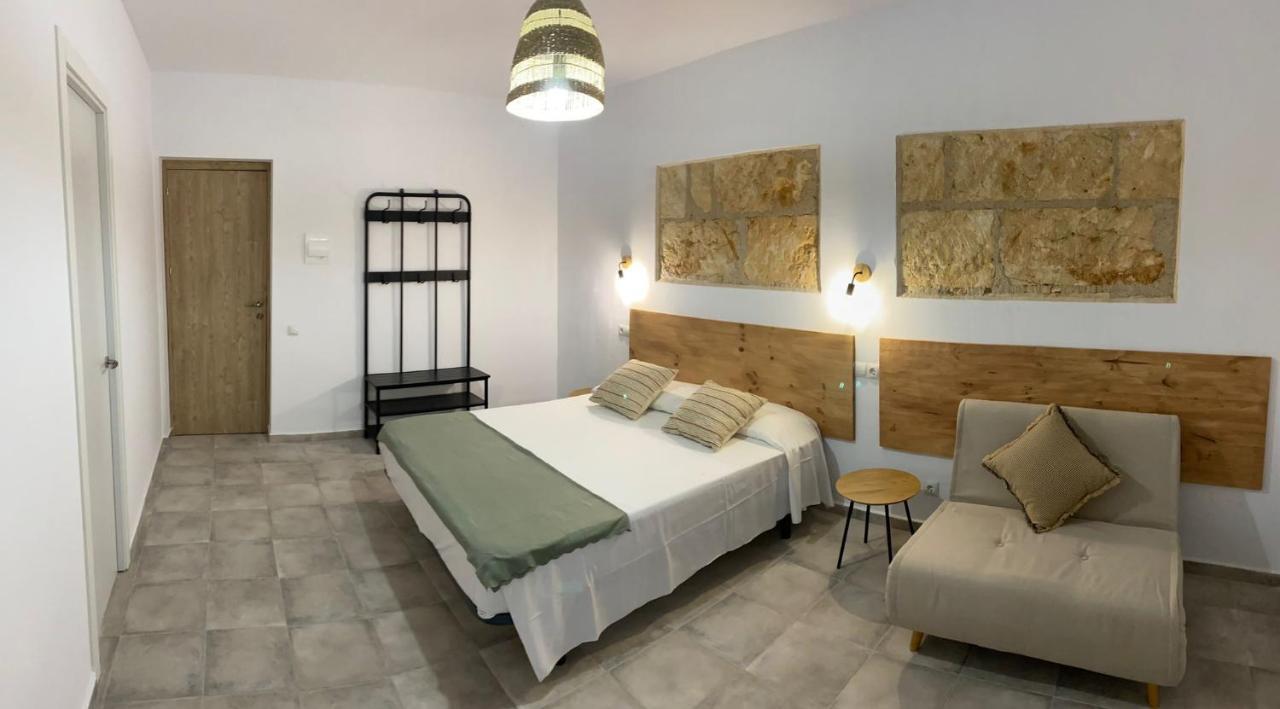Hostal Residencia Alma Port de Alcudia  Exterior foto
