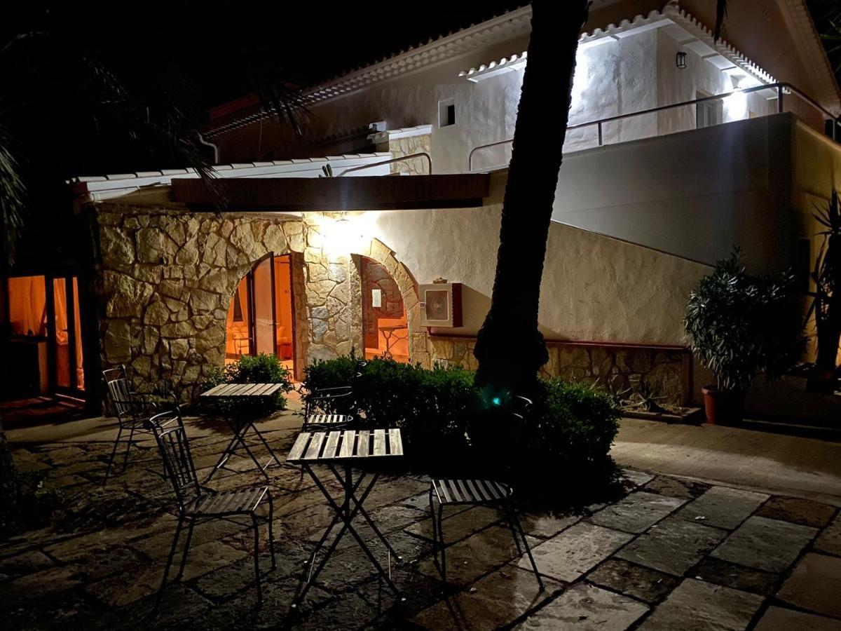 Hostal Residencia Alma Port de Alcudia  Exterior foto